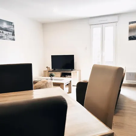 ⁂⁂ LE CHAMOIS Appartement [CLEDICIHOME] / Magnifique vue sur les montagnes / 4 KMs DE GERARDMER ! ⁂⁂ Rochesson Extérieur photo